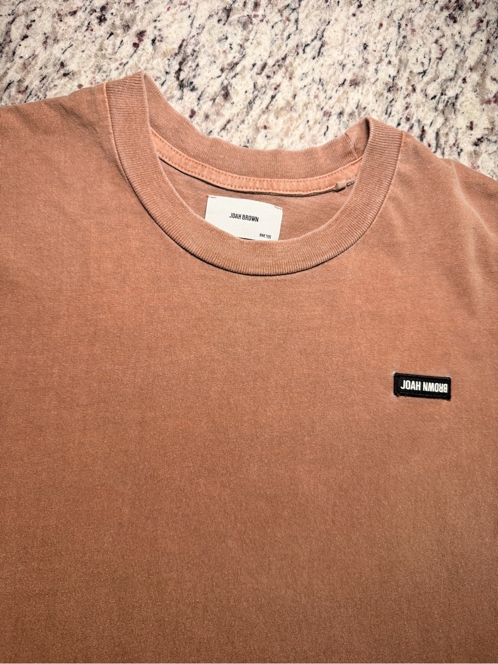 ♡ Joah Brown Logo Patch Tee Toast - Picture 6 of 7
